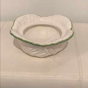 Tiffany Ceramic Lettuce Carved Bowl